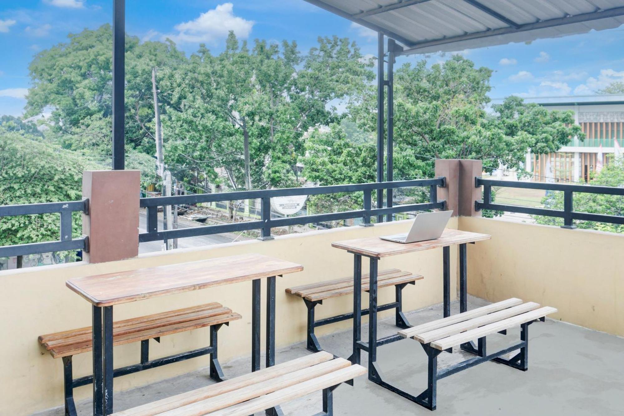 בנדר למפונג Hotel O Sukarame Near Universitas Islam Negeri Raden Intan Lampun Formerly Hotel Wisma Tri Handayani מראה חיצוני תמונה
